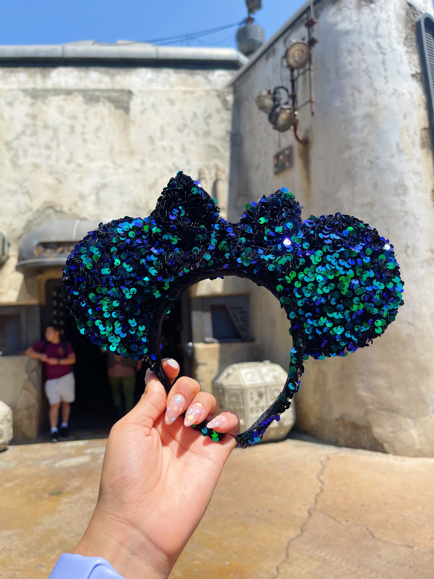 Under the Sea-ridescent Ears